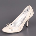 jessica simpson beyaz ince topuklu ayakkabı modelleri