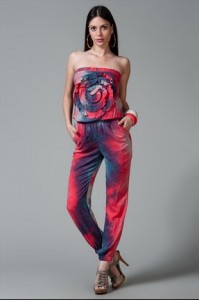 nar çiçeği rengi tulum modelleri