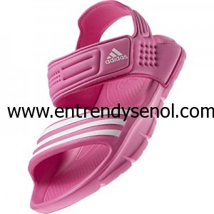 Adidas 2013 SwimBeach Koleksiyonu Akwah 8 K pembe sandalet 67 TL